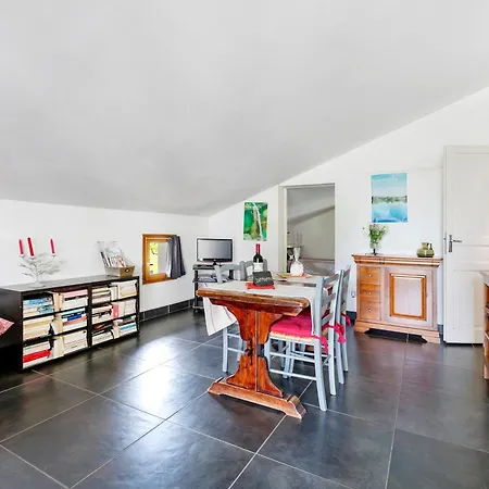Semesterbostad La Petite Maison *